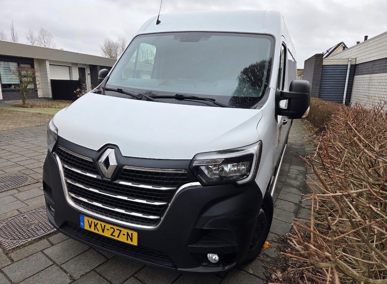Renault Master - T35 2.3 dCi 180 L3H2 Energy Comfort T35 2.3 dCi 180 L3H2 Energy Comfort - AutoWereld.nl