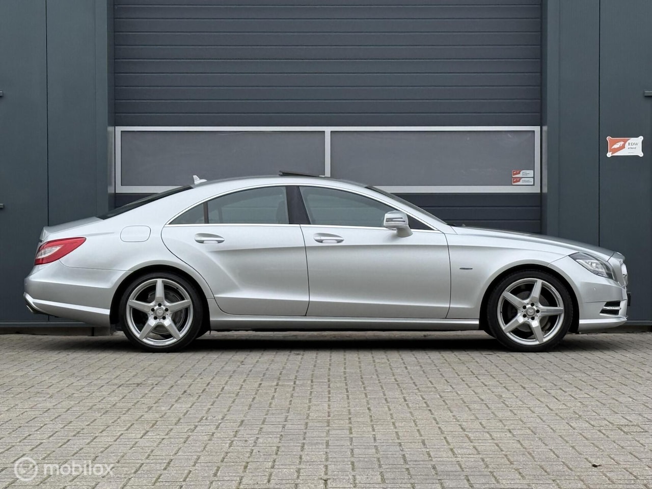 Mercedes-Benz CLS-klasse - 350 AMG pakket NL-auto/Led/Dak/Nav/Ambi/Nachtzicht - AutoWereld.nl
