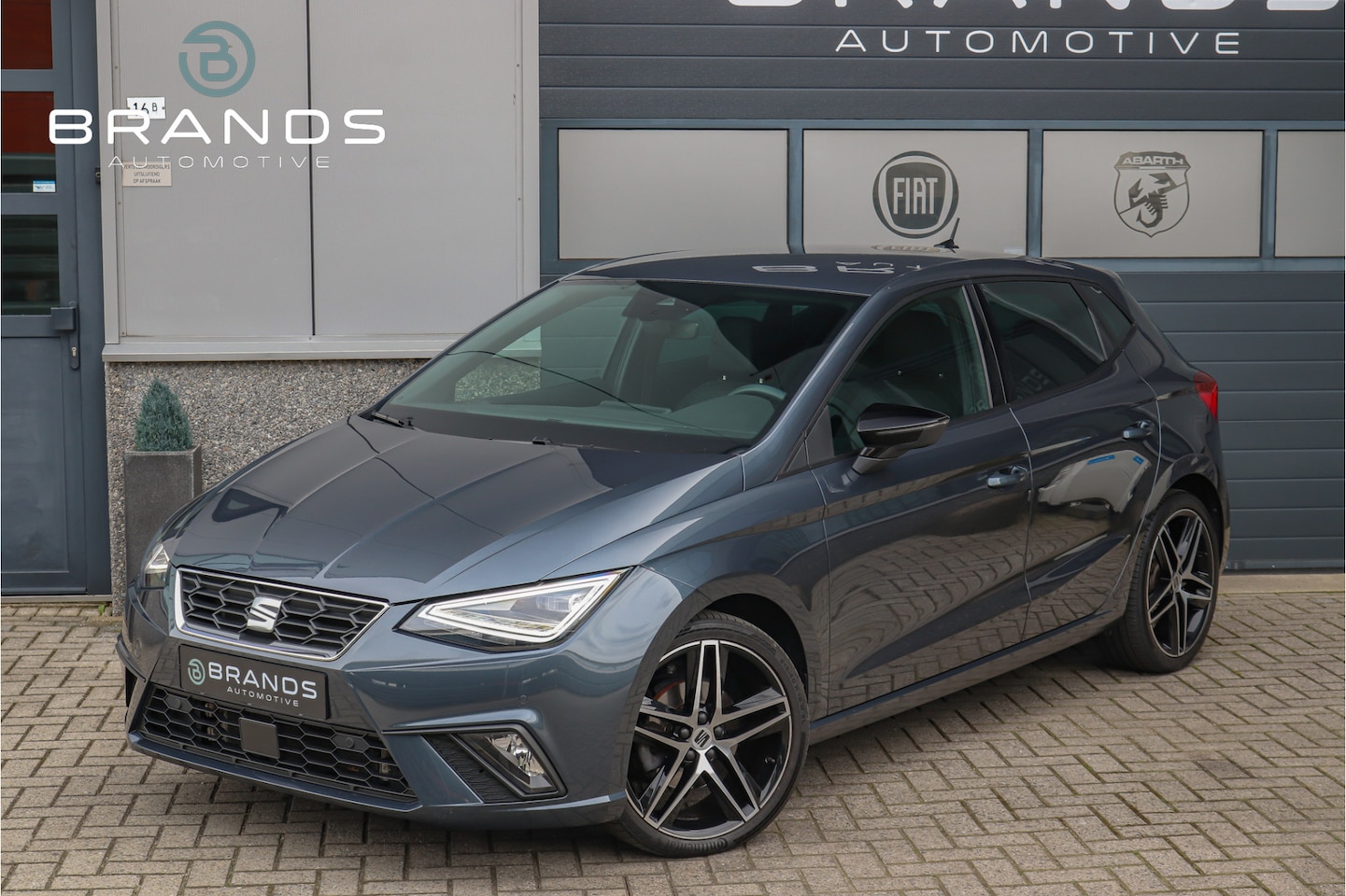 SEAT Ibiza - 1.0 TSI FR Business Connect 1e eig Vol opties Garantie - AutoWereld.nl