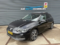 Volkswagen Golf - 1.5 eTSI Style AUTOMAAT/STOELMASSAGE/PANO