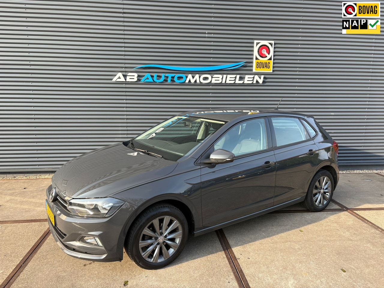 Volkswagen Polo - 1.0 TSI Comfortline Business CARPLAY/ NAVI - AutoWereld.nl
