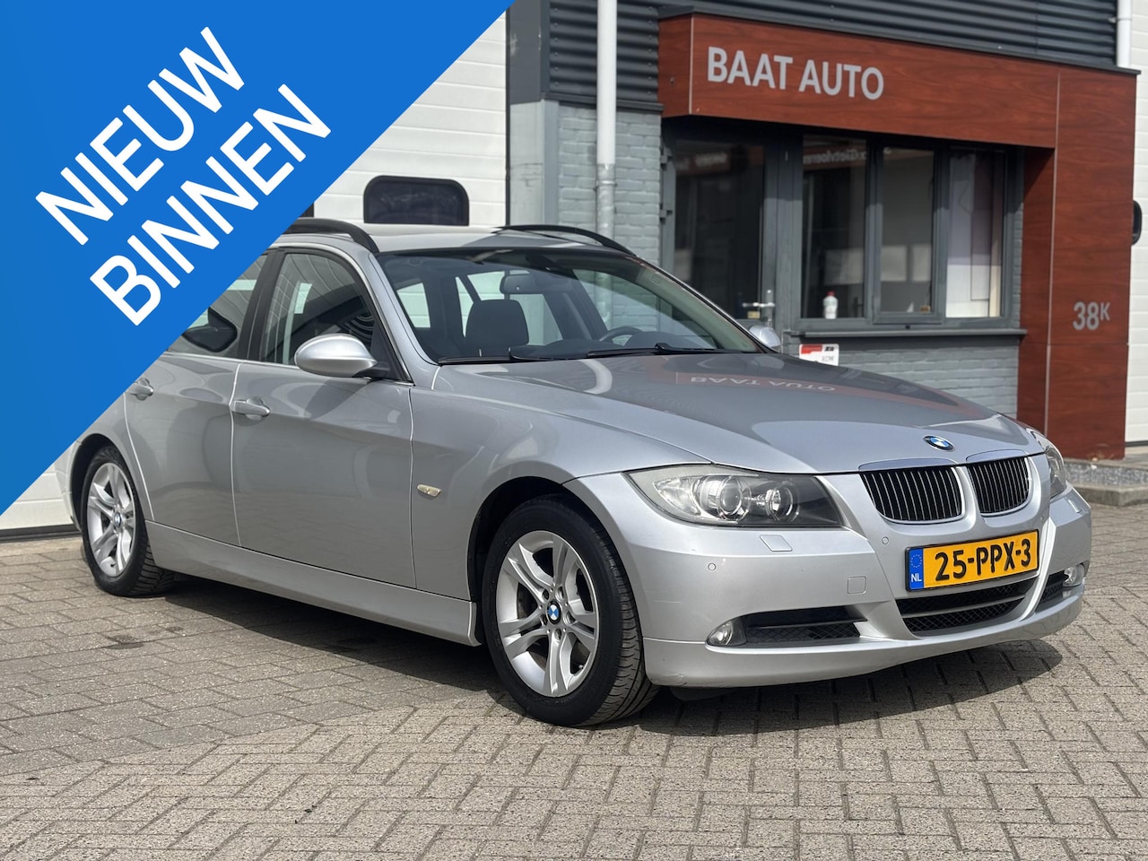 BMW 3-serie Touring - 325i Business Line 325i Business Line - AutoWereld.nl