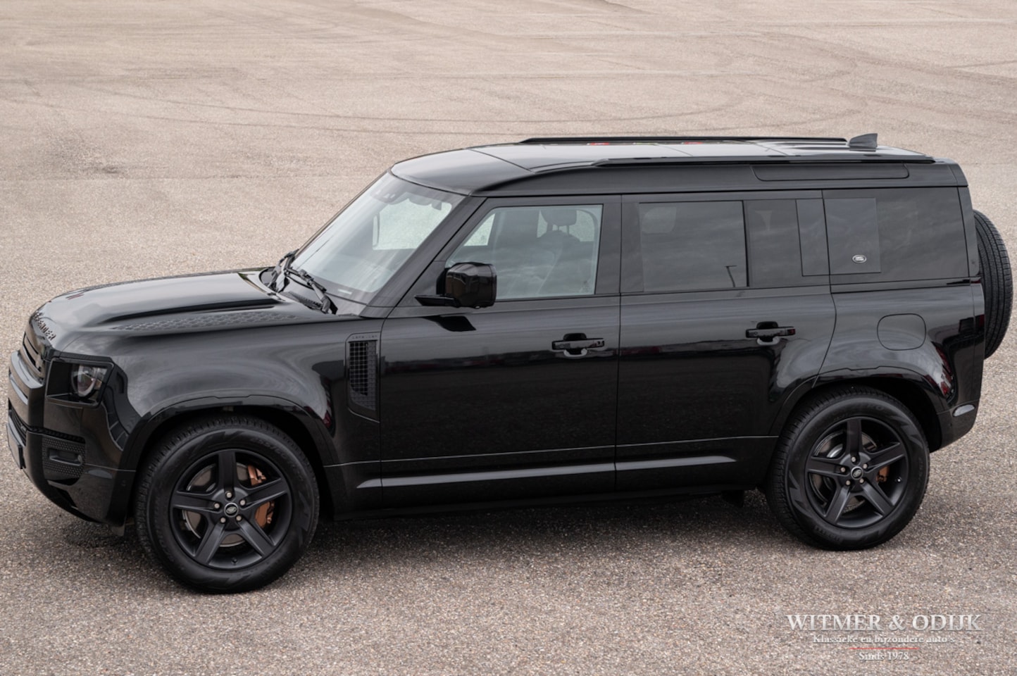 Land Rover Defender 110 - 2.0 P400e 110 X-Dynamic Pano dak, btw auto - AutoWereld.nl