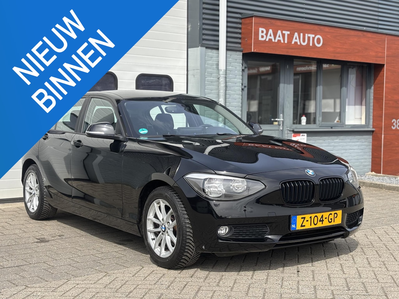 BMW 1-serie - 116i Limited Edition 2012 zwart Apple CarPlay stoelv. NIEUWE KETTING + APK - AutoWereld.nl
