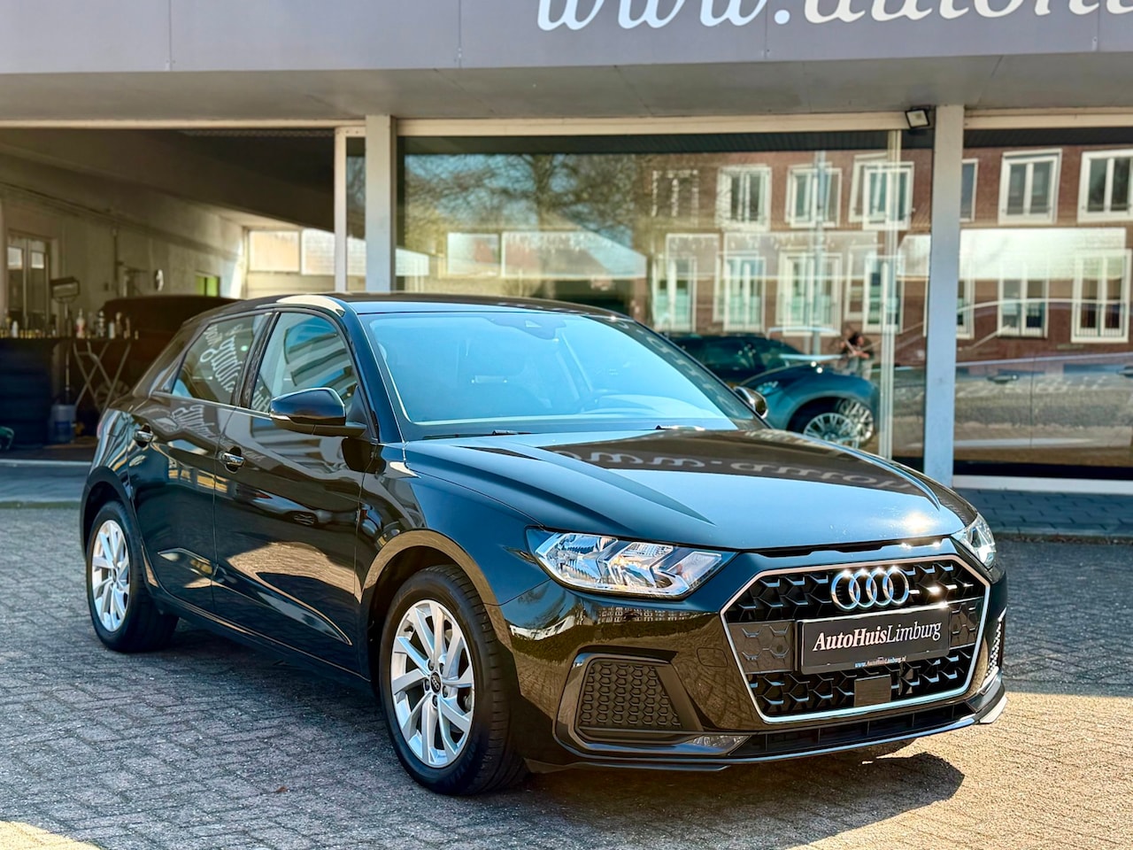 Audi A1 Sportback - 30 TFSI Advanced edition|Zwart|Nav|5 Drs|1e Eigenaar|Automaat - AutoWereld.nl