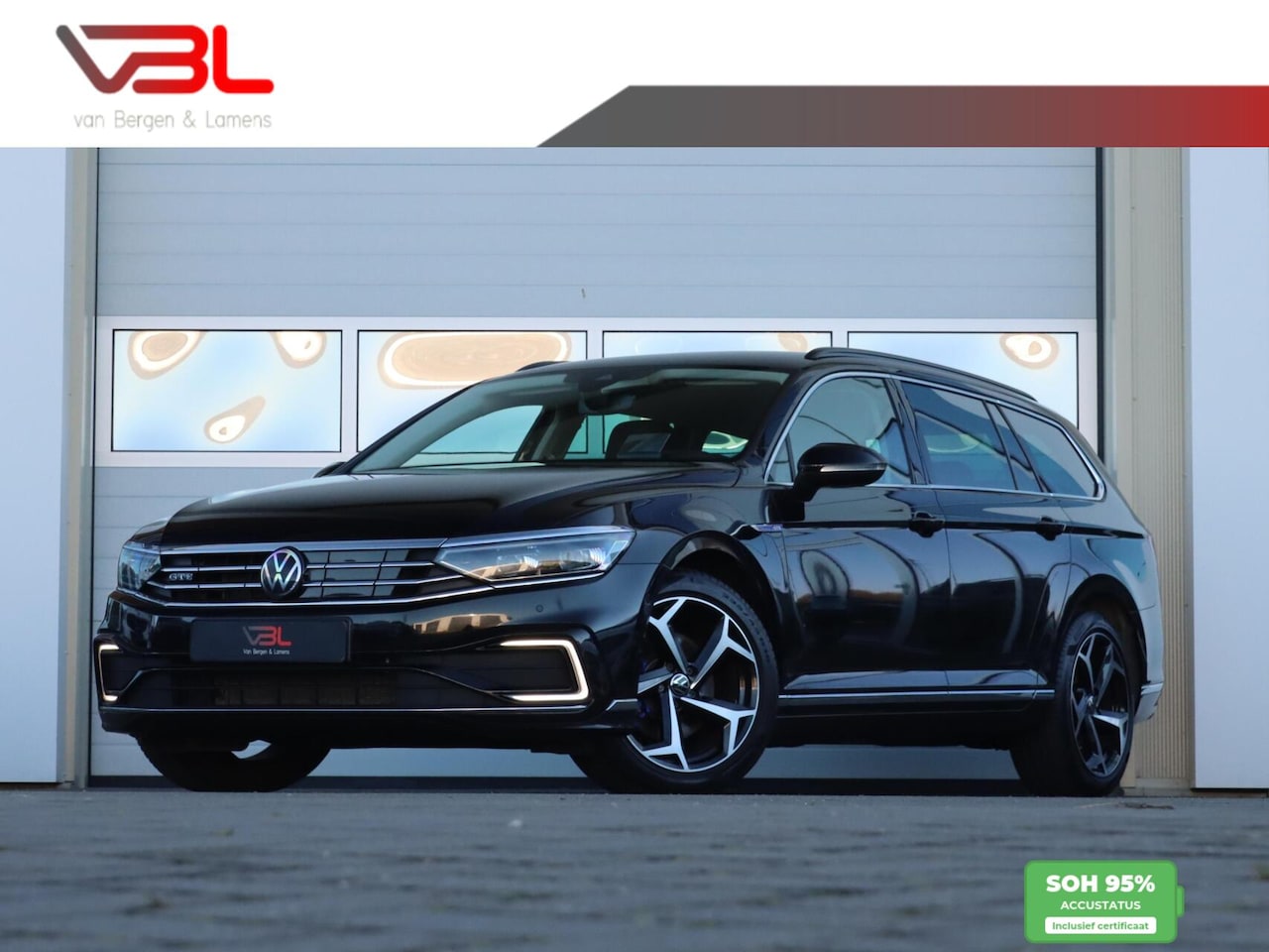 Volkswagen Passat - 1.4 TSI PHEV 218PK GTE Business | SOH 95% | Head-up | Lederenbekleding - AutoWereld.nl