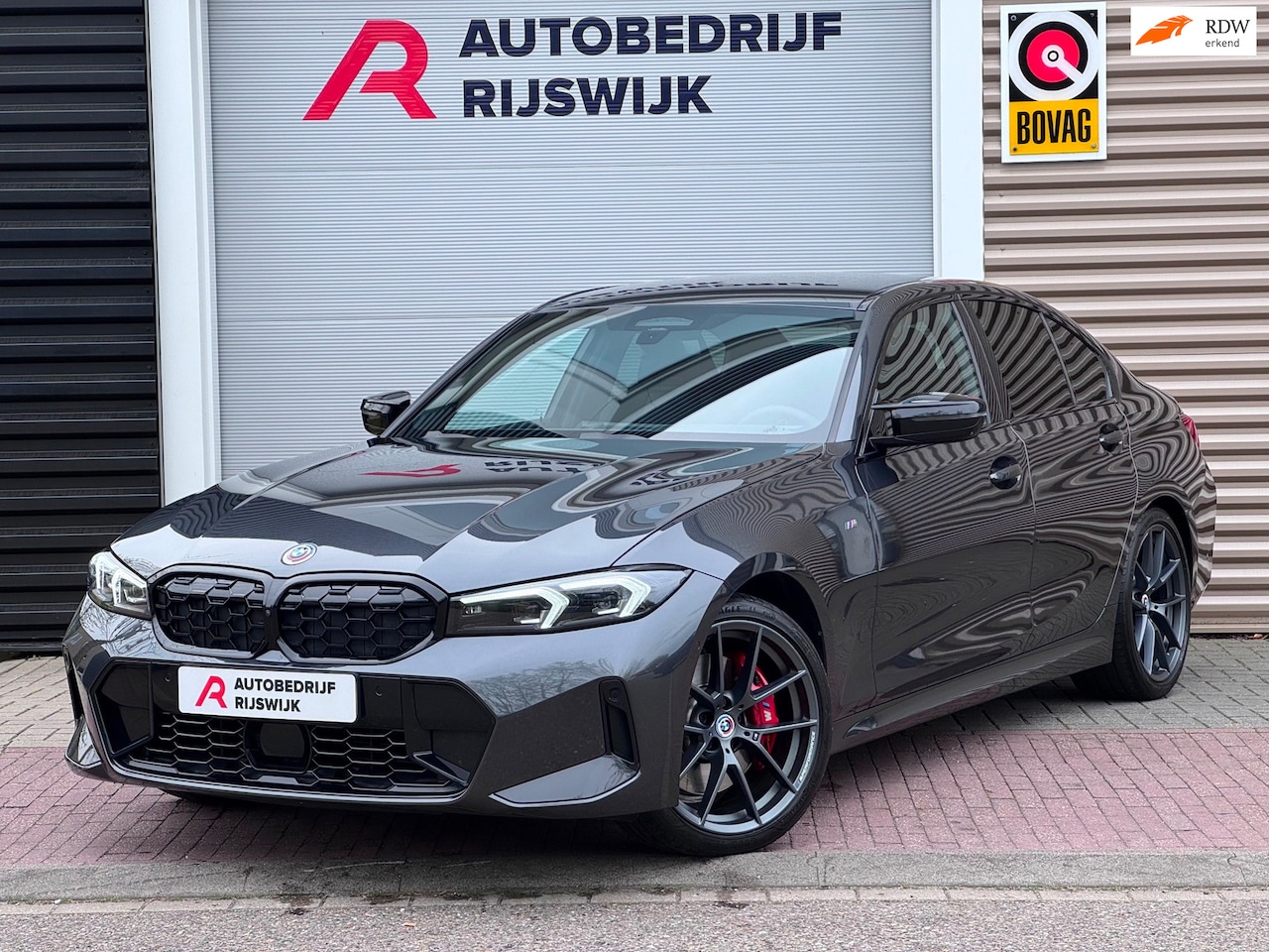 BMW 3-serie - M340i xDrive M seats/H&K/360/HuD - AutoWereld.nl