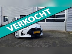 Toyota Yaris - 1.5 Hybrid Active/Camera/Cruise/Afneembare trekhaak/Enz