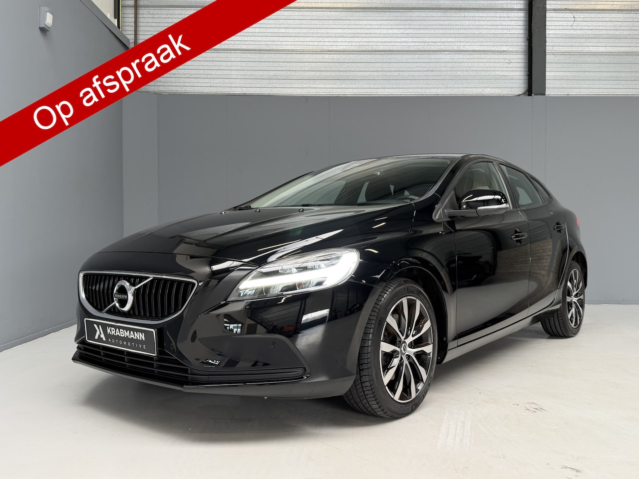 Volvo V40 - 2.0 T2 Momentum Trekhaak|Camera|LED|Navi| - AutoWereld.nl