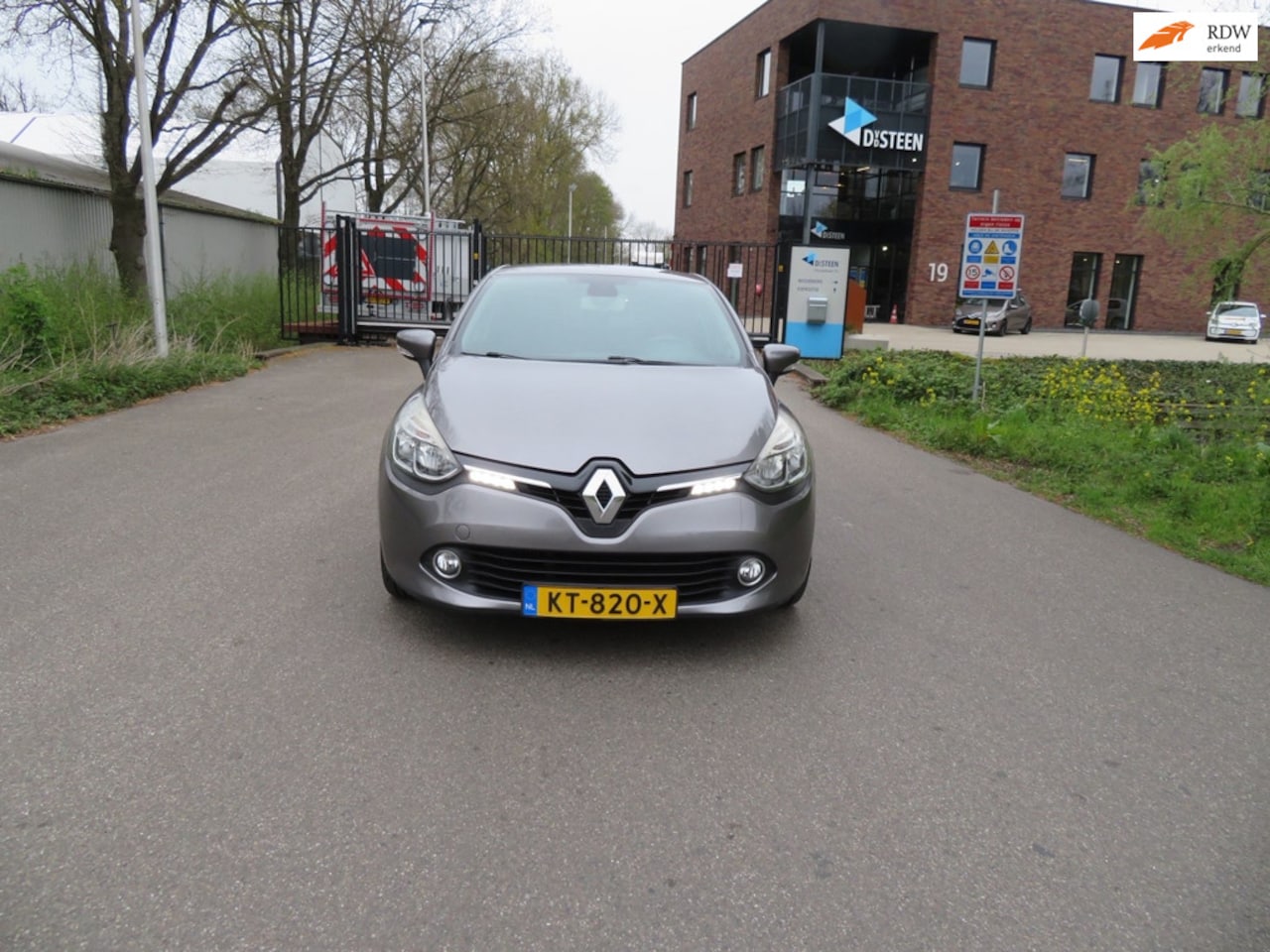 Renault Clio - 0.9 TCe Iconic 0.9 TCe Iconic - AutoWereld.nl