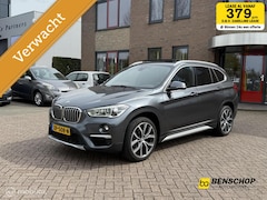 BMW X1 - sDrive18i High Executive Panodak Leer Navi Camera LED