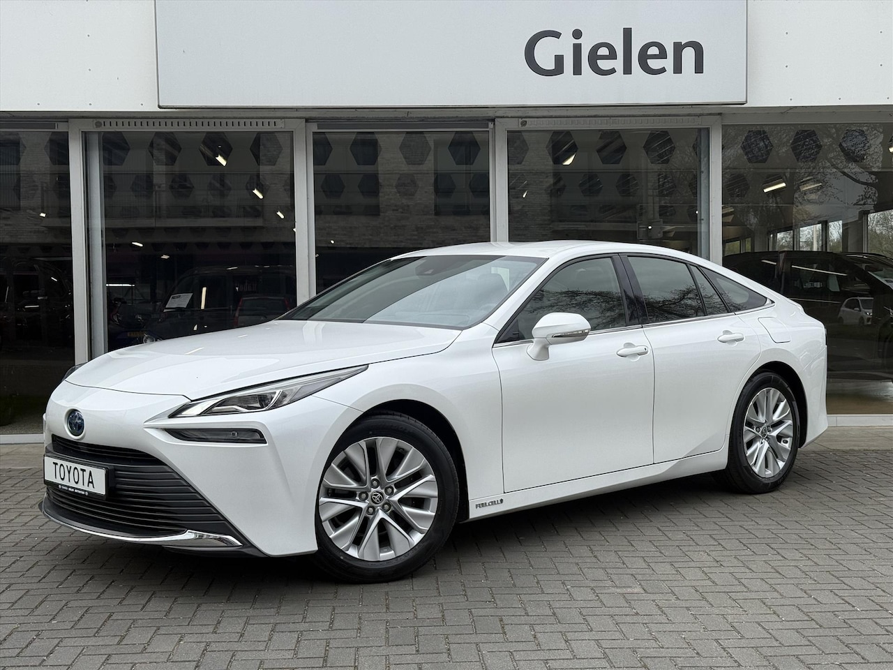 Toyota Mirai - FCV 182pk CVT Dynamic | Waterstof, JBL, Keyless, Stoelverwarming, Adaptive cruise control, - AutoWereld.nl