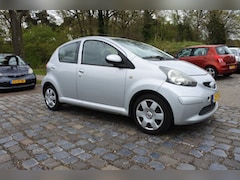 Toyota Aygo - 1.0-12V + nw apk 6-5-2027 airco 5 drs nette auto motor met 90000 km
