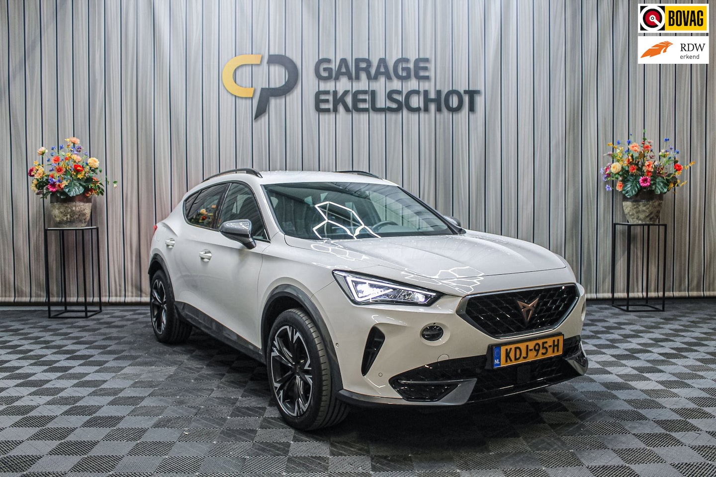 CUPRA Formentor - 1.4 TSI e-Hybrid|Kuipstoelen|Carplay|Stuurverw|ACC|Camera - AutoWereld.nl