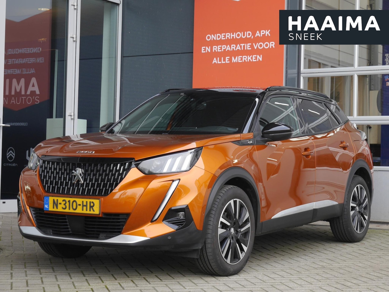 Peugeot 2008 - 1.2 130PK PureTech GT Pack | Stoelverwarming | Camera | 18inch | Adaptieve cruise control - AutoWereld.nl