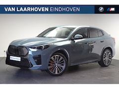 BMW iX2 - eDrive20 M Sport / Sportstoelen / Achteruitrijcamera / Adaptieve LED / M Adaptief onderste