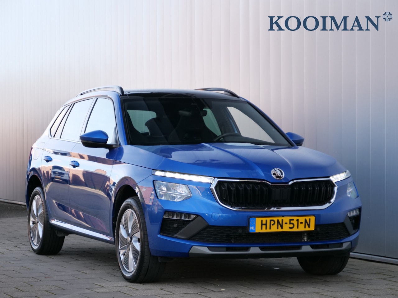 Skoda Kamiq - 1.0 TSI 116pk Design Automaat Camera / Sportstoelen / Panoramadak - AutoWereld.nl