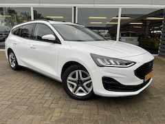 Ford Focus Wagon - 1.0 EcoBoost Hybrid Connected Nieuw model / Trekhaak / Carplay / Sportstoelen / LED