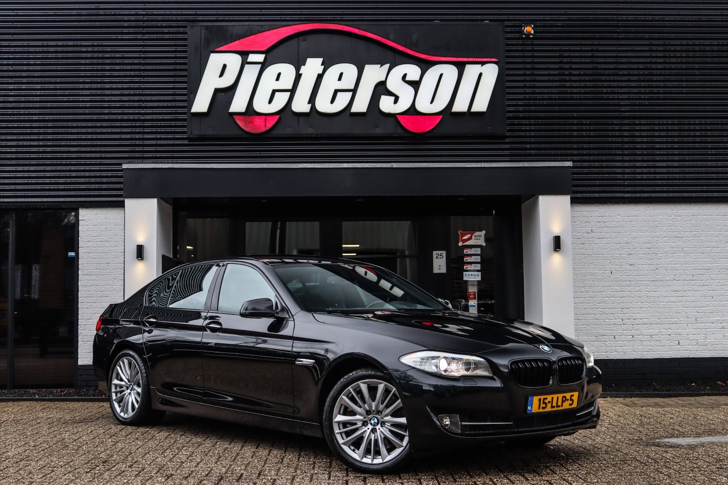 BMW 5-serie - 550i High Executive ORIGINEEL NL MEMORY LEDER - AutoWereld.nl