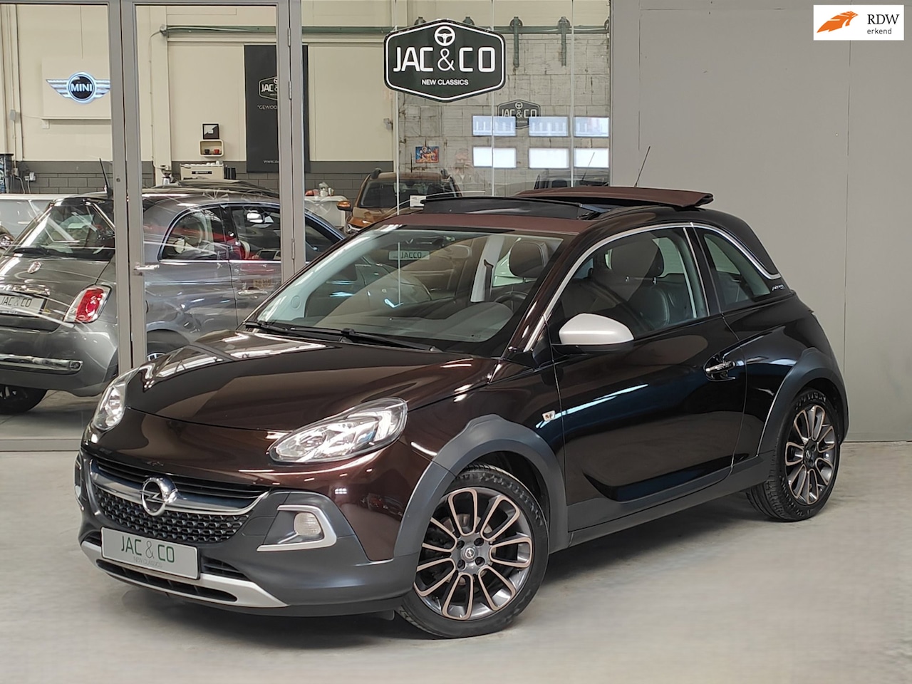 Opel ADAM - 1.0T Rocks - Navi- Cabrio - Stoelverw. - AutoWereld.nl