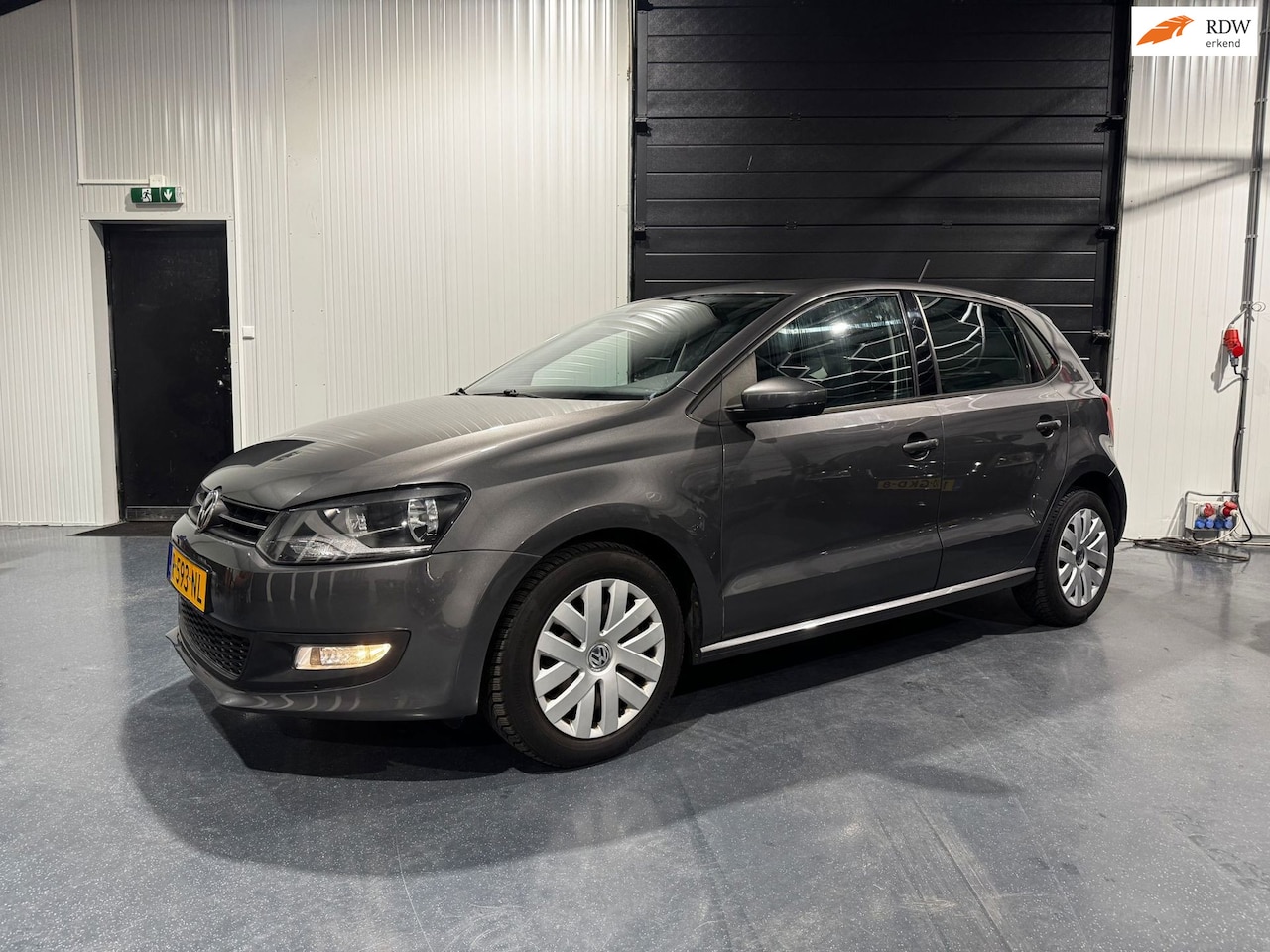 Volkswagen Polo - 1.4-16V Trendline NWE DISTRIBUTIE! 5-deurs - AutoWereld.nl