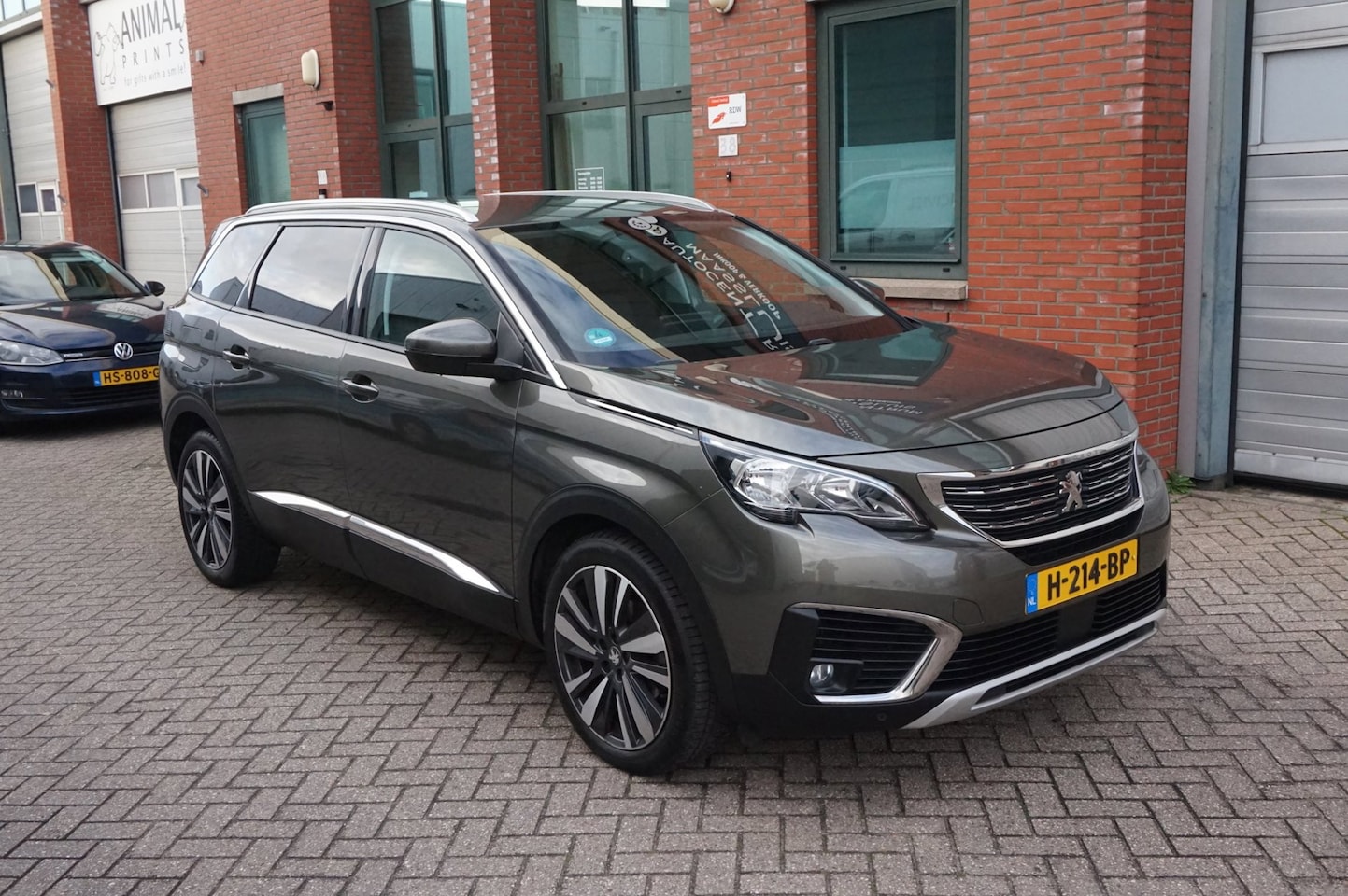 Peugeot 5008 - 1.2 PureTech Blue Lease Premium Keyless , Trekhaak 7 PERS - AutoWereld.nl