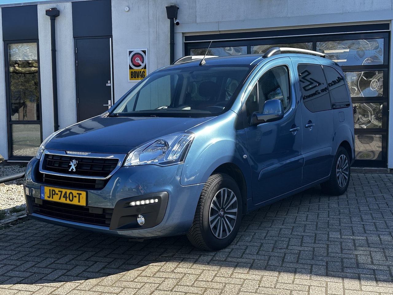 Peugeot Partner Tepee - 1.2 PureTech Active 2x Schuifdeur | Navi | Trekhaak | PDC - AutoWereld.nl