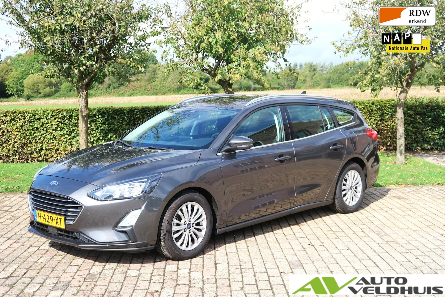 Ford Focus Wagon - 1.0 EcoBoost Titanium Business 1.0 EcoBoost Titanium Business - AutoWereld.nl