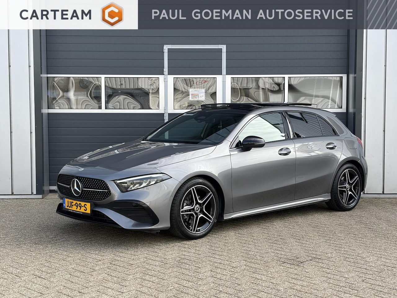 Mercedes-Benz A-klasse - 180 Star Edition | Keyless | Pano | Sfeer | Camera | Stoel verwarming | - AutoWereld.nl