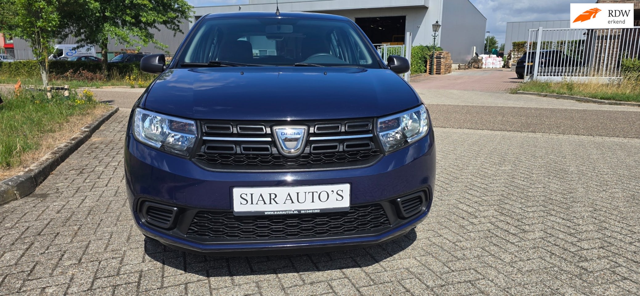 Dacia Sandero - 2jaar A.P.K,LED dagrijverlichting, electrische ramen - AutoWereld.nl