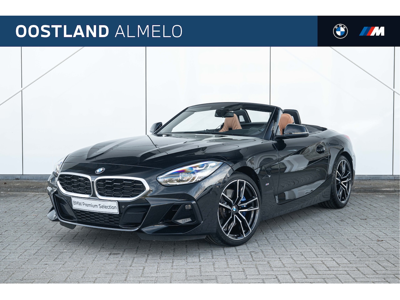 BMW Z4 Roadster - sDrive30i Automaat / M Sportstoelen  / Achteruitrijcamera / Adaptieve LED / Comfort Access - AutoWereld.nl