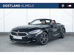 BMW Z4 Roadster - sDrive30i Automaat / M Sportstoelen / Achteruitrijcamera / Adaptieve LED / Comfort Access