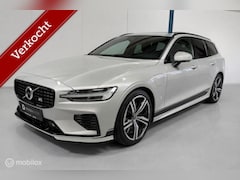 Volvo V60 - 2.0 T6 Twin Engine AWD R-Design PANO / TREKHAAK