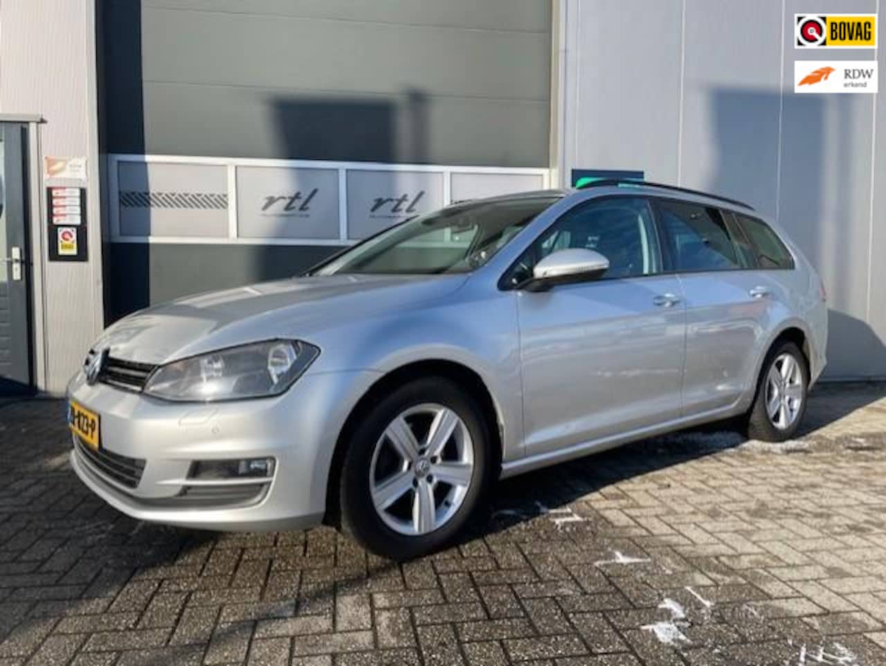 Volkswagen Golf Variant - 1.2 TSI Comfortline | NAVI | CRUISE | LM | TREKHAAK | NETTE STAAT - AutoWereld.nl