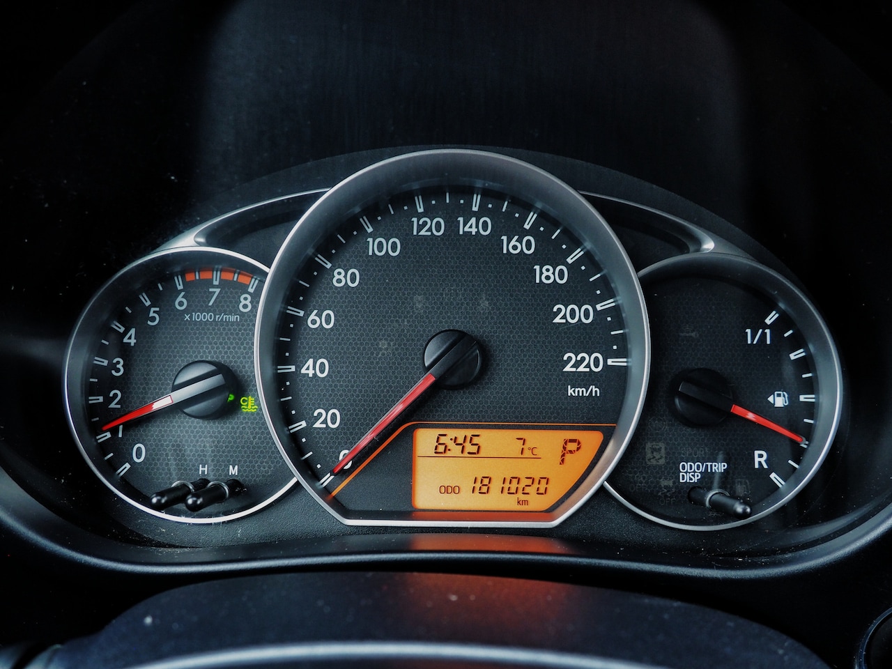 Toyota Verso S - 1.3 VVT-i Dynamic AUTOM. AIRCO CAMERA TREKH.