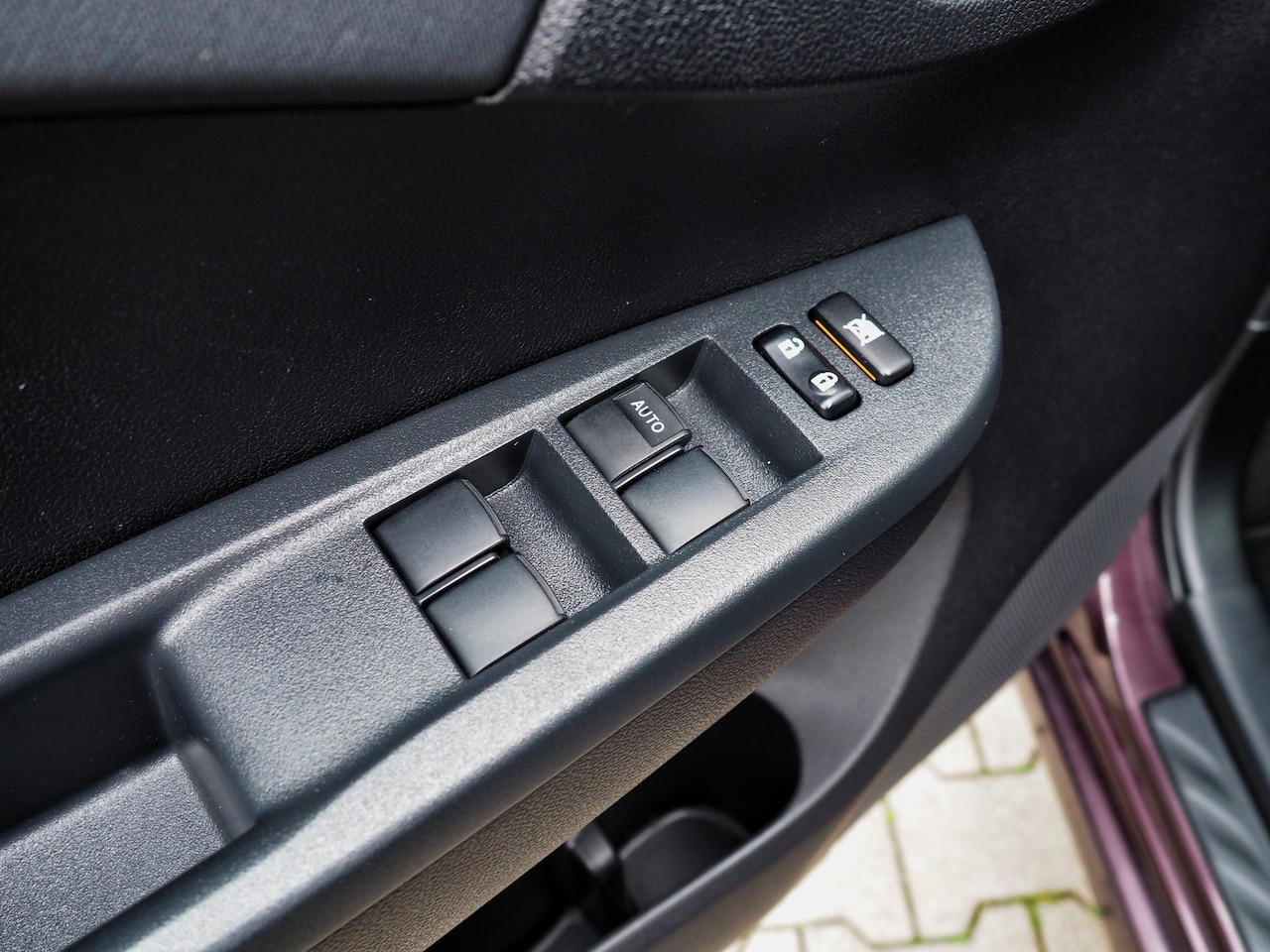 Toyota Verso S - 1.3 VVT-i Dynamic AUTOM. AIRCO CAMERA TREKH.