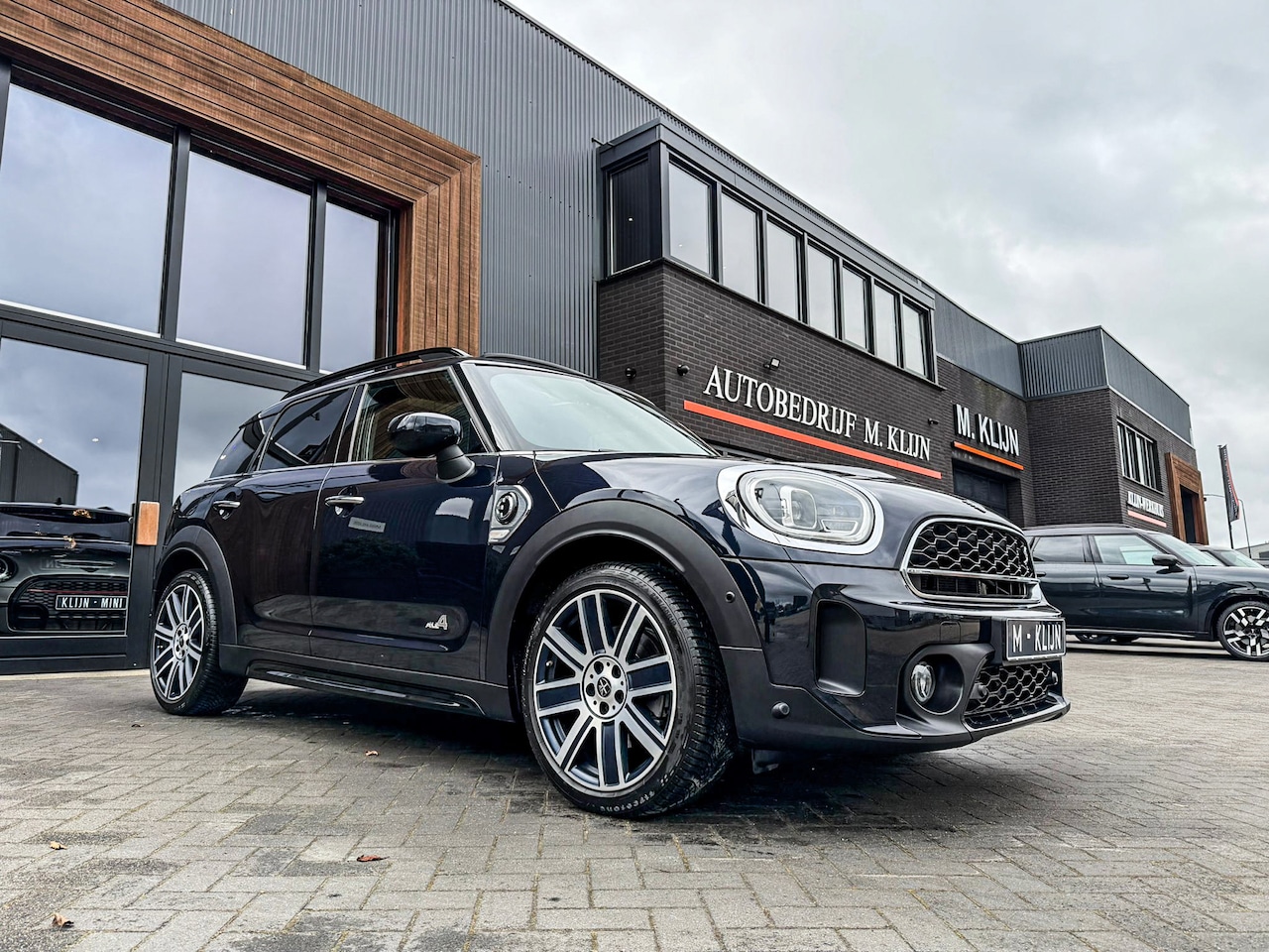 MINI Countryman - Mini Cooper S E ALL4 Chili aut 220pk Yours edition/Leer/Pano/19"/54.000km - AutoWereld.nl