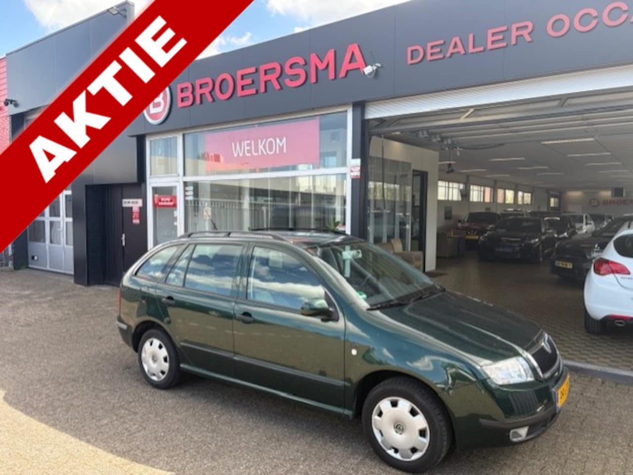Skoda Fabia Combi - 1.4 Comfort 1 EIGENAAR *170.000 NAP * APK  10-02-2027 * - AutoWereld.nl