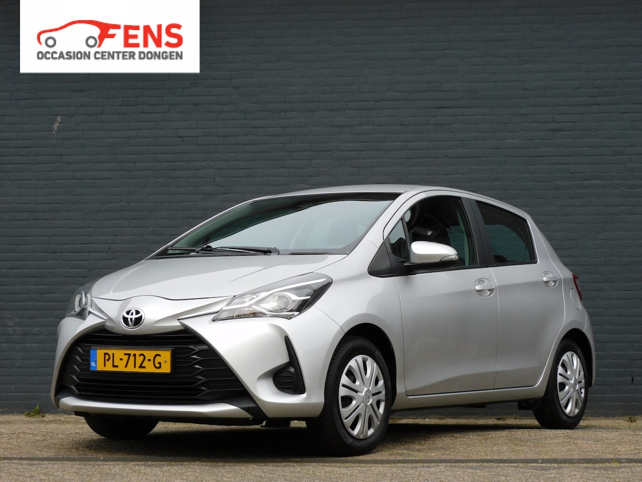 Toyota Yaris - 1.5 VVT-i Aspiration TOPSTAAT! CAMERA! BLUETOOTH! NAVI! CLIMA! CRUISE! - AutoWereld.nl