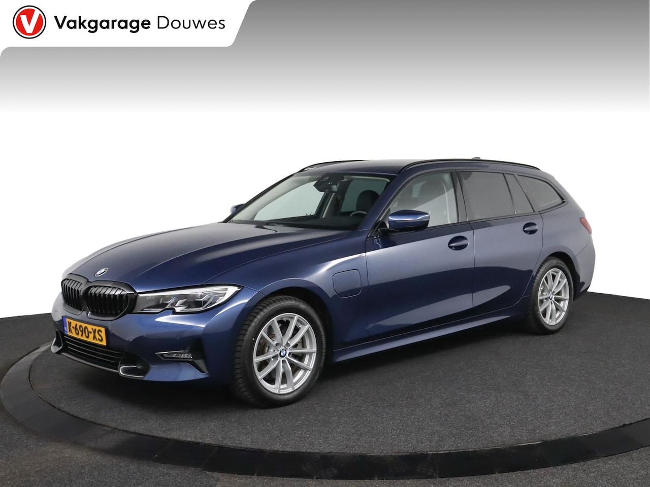 BMW 3-serie Touring - 320e High Executive 320e High Executive - AutoWereld.nl