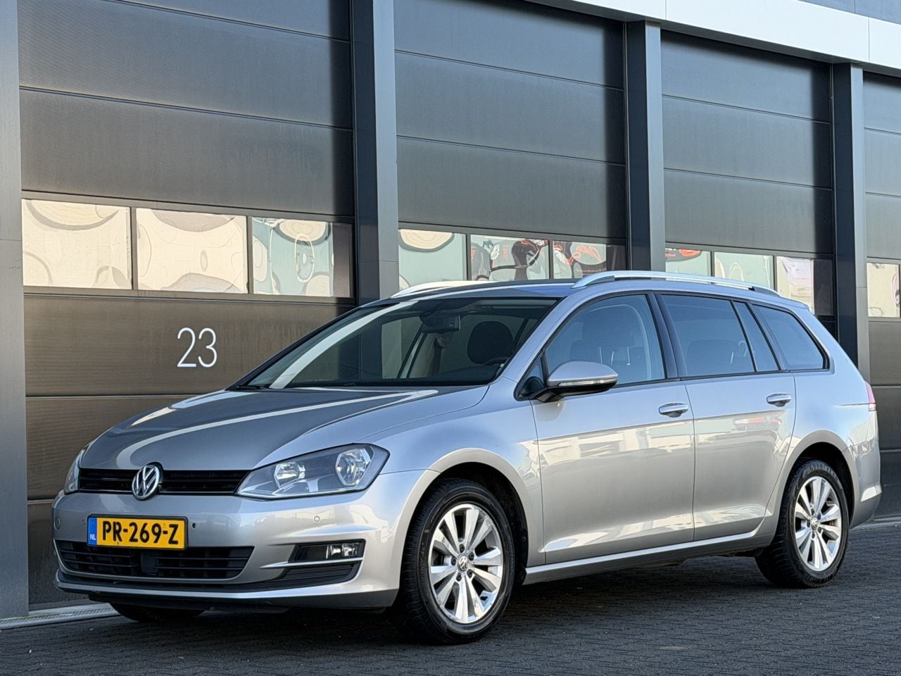 Volkswagen Golf Variant - 1.6 TDI Navi Clima PDC AUTOMAAT - AutoWereld.nl