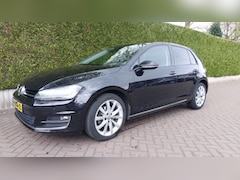 Volkswagen Golf - 1.2 TSI Business Edition