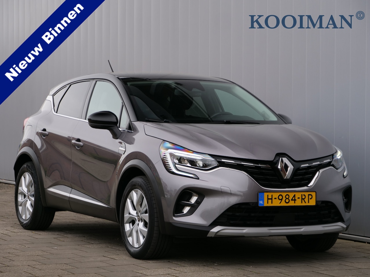 Renault Captur - 1.3 TCe 130 Pk Intens Automaat Navigatie / DAB / Camera / Apple Carplay / Trekhaak - AutoWereld.nl