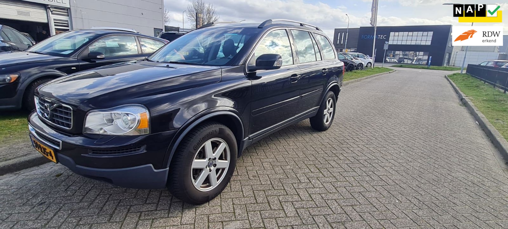 Volvo XC90 - 2.4 D5 Limited Edition AWD 7 Seats prijs NL €8700 - AutoWereld.nl