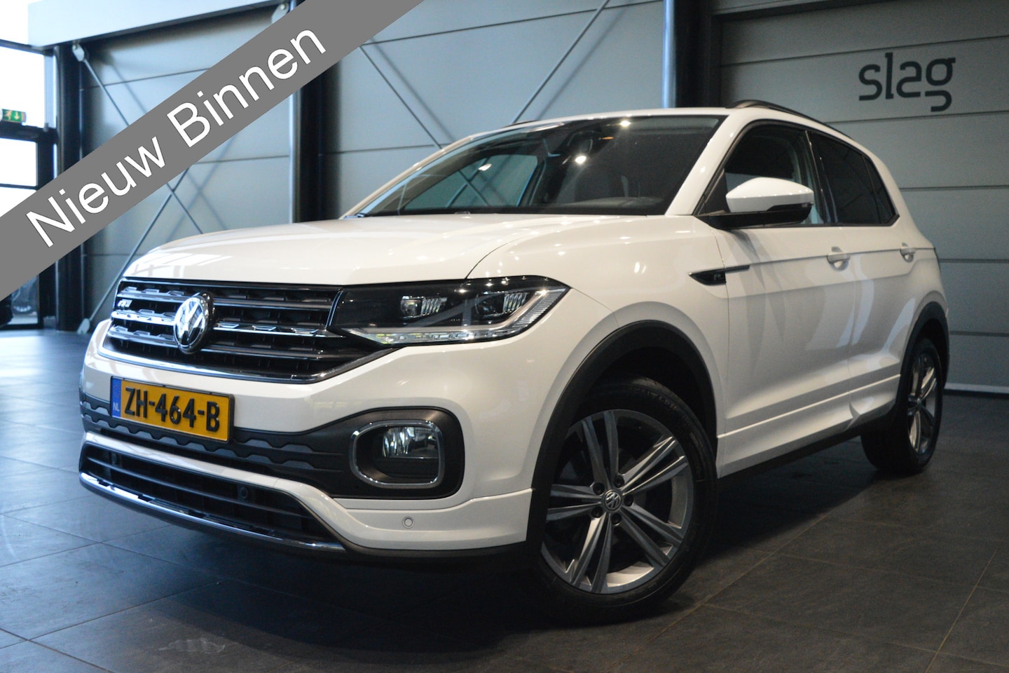 Volkswagen T-Cross - 1.0 TSI R-LINE airco navi cruise pdc trekhaak 17 inch !! - AutoWereld.nl