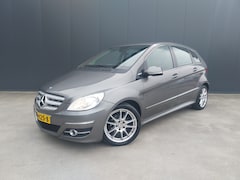 Mercedes-Benz B-klasse - 170 BlueEFFICIENCY HALF LEER AIRCO