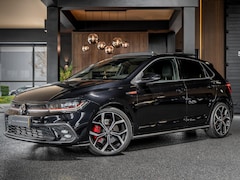 Volkswagen Polo - 2.0 TSI GTI Pano/Virtual/IQlight