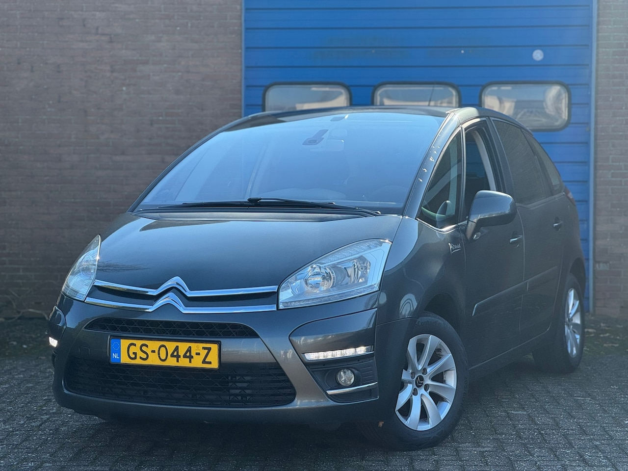 Citroën C4 Picasso - 1.6 e-HDi Tendance EGS AUT,2013,LED,CLIMA - AutoWereld.nl