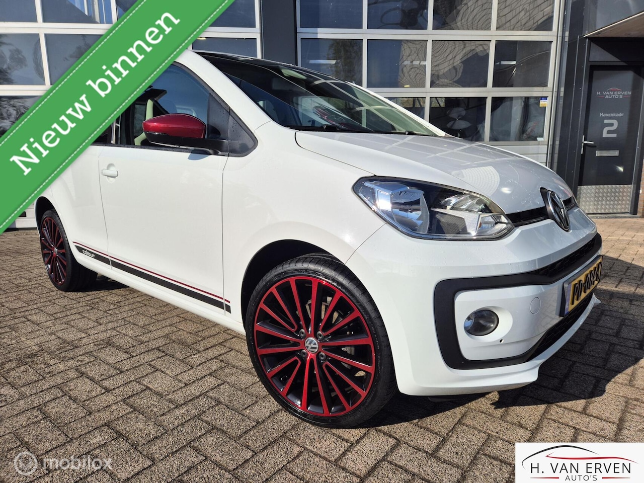 Volkswagen Up! - 1.0 COLOUR AIRCO 17" CAMERA PDC CRUISE NAP - AutoWereld.nl