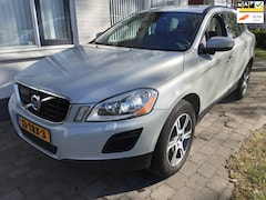 Volvo XC60 - 2.0 T5 Momentum